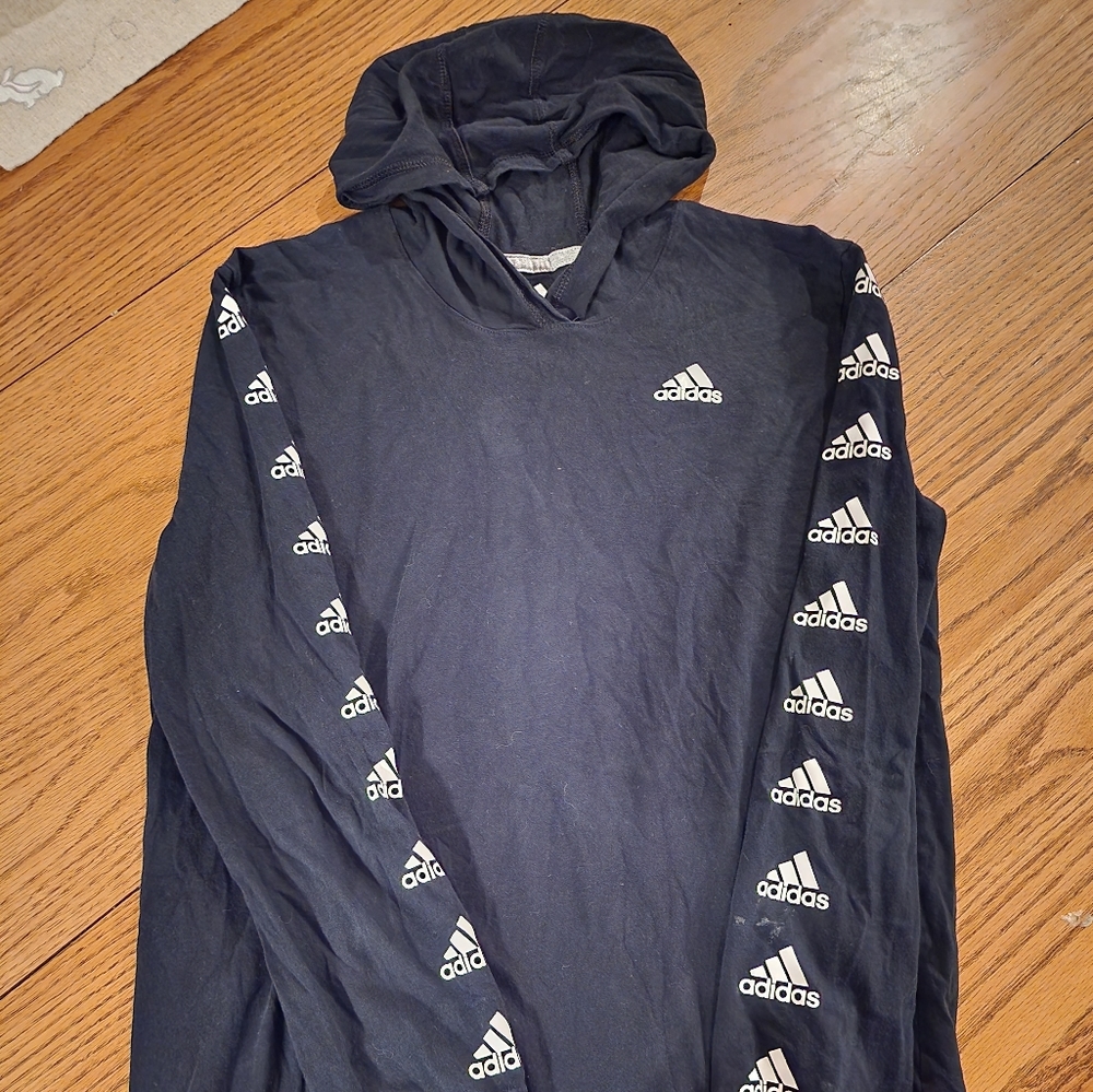 Like new, boys sz 14/16 Adidas shirt
